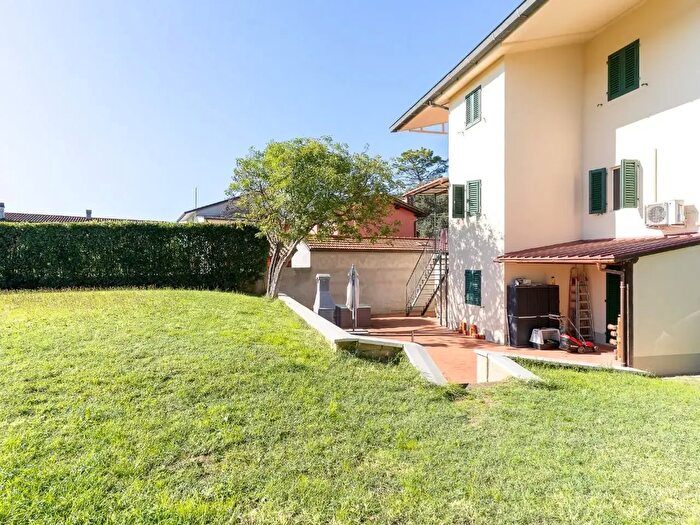 Casa con 5 locali in vendita in Lamporecchio Pt, Lamporecchio