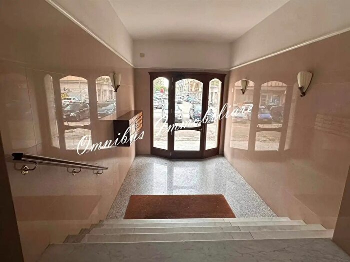 Appartamento con 5 locali in vendita in Foggia