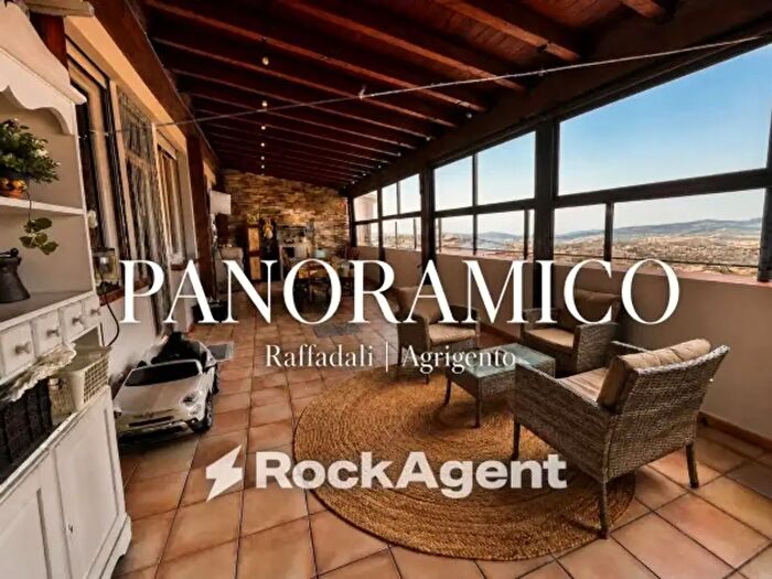 Appartamento quadrilocale in vendita in Via Porta Palermo, Raffadali