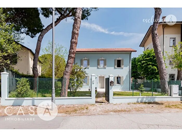 Casa con 5 locali in vendita in Via De Amicis, Cesenatico