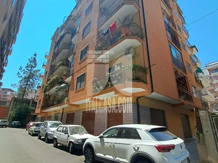 Appartamento trilocale in vendita in Traversa I Vittorio Veneto, Crotone