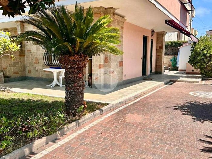 Casa trilocale in affitto in Via delle Castalidi, Lido di Cincinnato Sirene, Anzio