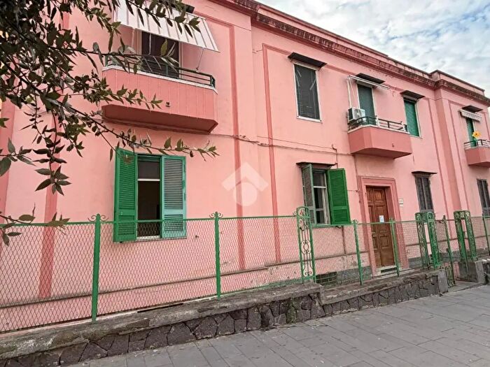 Appartamento trilocale in vendita in Via IV Novembre, Ercolano