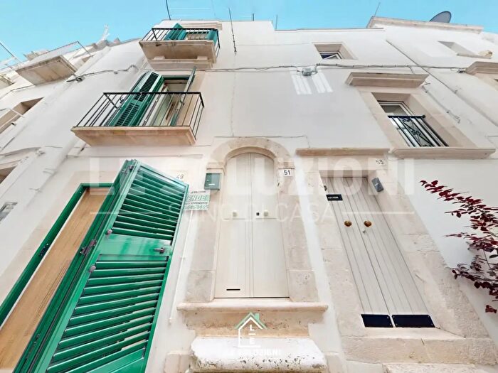 Casa trilocale in vendita in Via Santo Stefano, Putignano