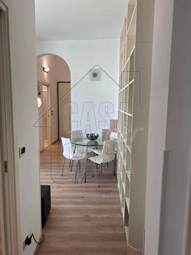 Appartamento trilocale in vendita in Via degli Zabarella, Padova