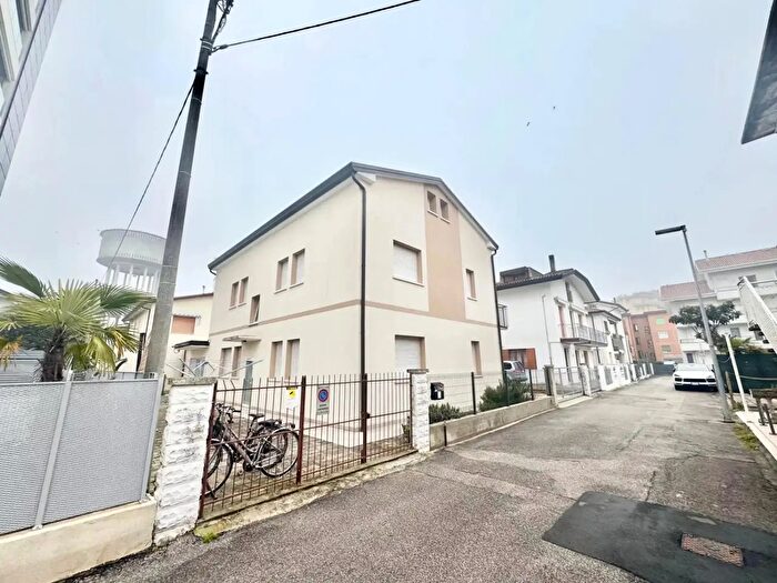 Appartamento trilocale in vendita in Jesolo