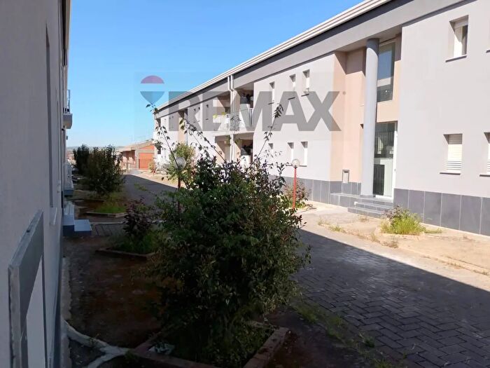 Appartamento con 5 locali in vendita in Via Enrico Berlinguer, Mirabella Imbaccari