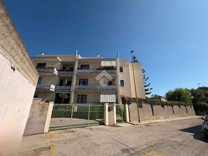 Appartamento quadrilocale in vendita in Via Rimini, Brindisi