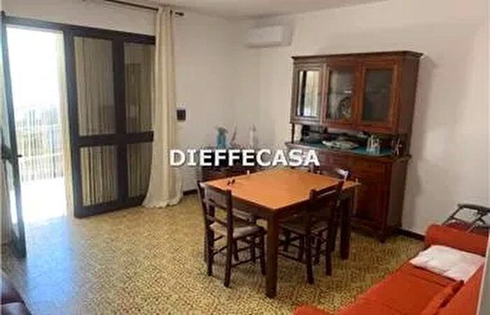 Appartamento trilocale in affitto in Petrosino