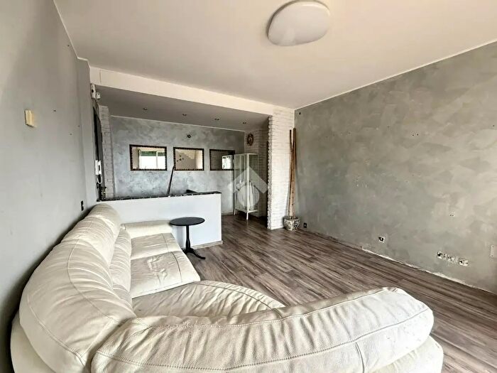 Appartamento trilocale in vendita in Via Giovanni Paisiello, Trieste