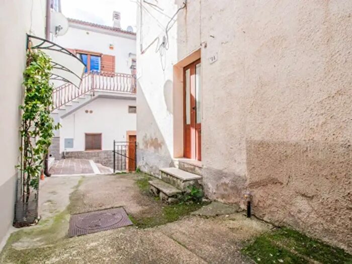 Appartamento trilocale in vendita in Via Francesco Crispi, Alberona