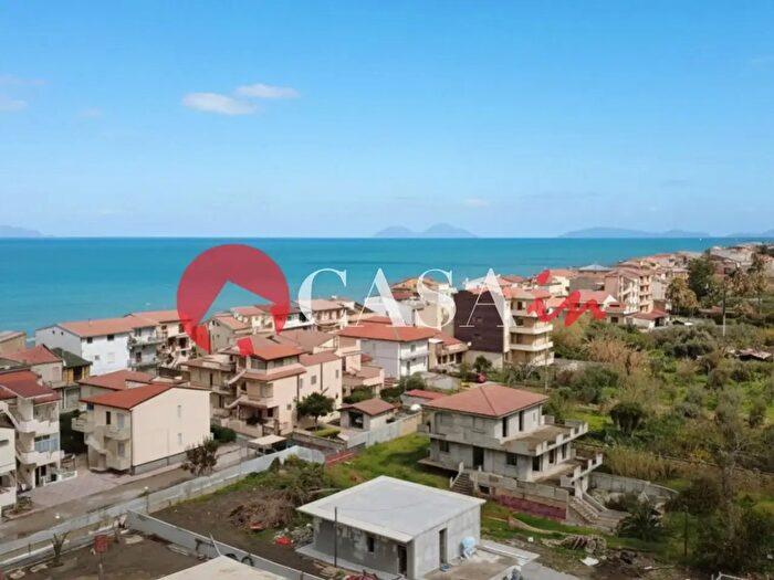 Casa con 12 locali in vendita in Trazzera Marina Snc, Capo DOrlando