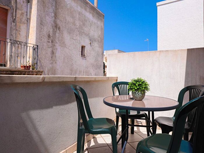 Appartamento monolocale in affitto in Via Trieste, Centro, Castrignano del Capo