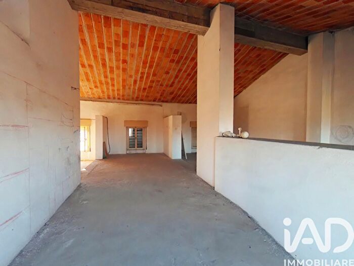 Appartamento con 9 locali in vendita in Via Giuseppe Garibaldi, San Martino DallArgine