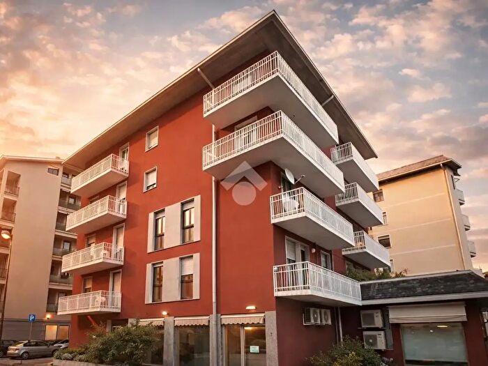 Appartamento monolocale in vendita in Via Bosatta, Sondrio