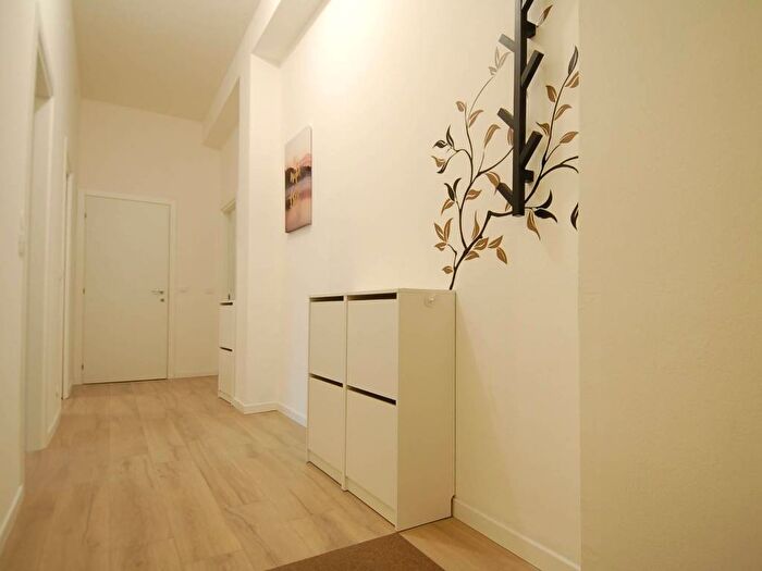 Appartamento trilocale in affitto in Viale Montello, Arena, Milano