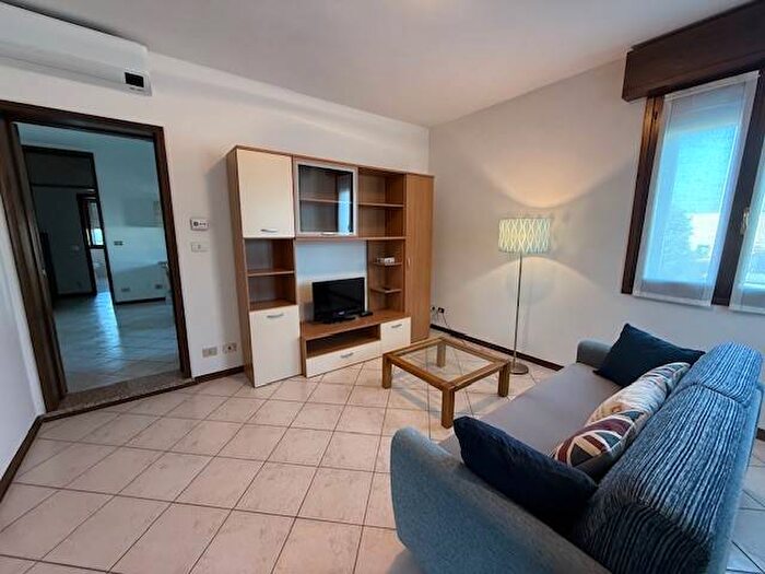 Appartamento trilocale in affitto in Via Settembre, Fiorano, Fiorano Modenese