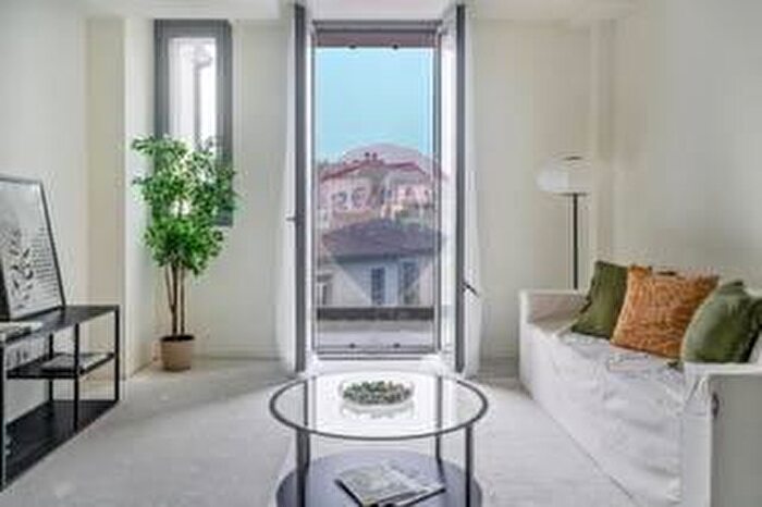 Appartamento trilocale in vendita in Milano