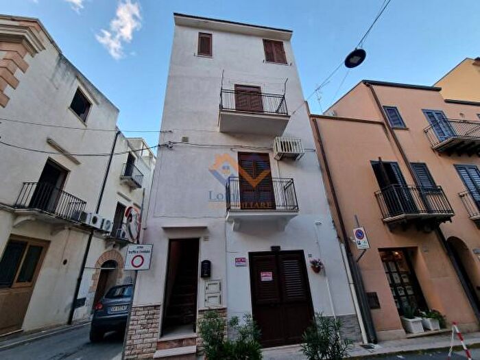Casa con 5 locali in vendita in Via Guglielmo Marconi, Castellammare Del Golfo