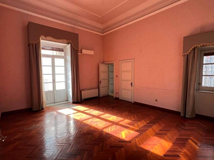 Appartamento con 6 locali in affitto in Piazza Giovanni Verga, Corso Italia Europa, Catania