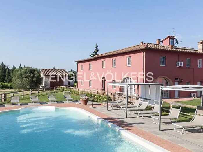 Casa con 6 locali in vendita in Via Piandaccoli, Lastra A Signa