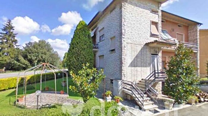 Appartamento con 5 locali in vendita in Via Aosta, Montepulciano