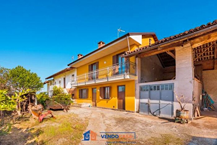 Casa quadrilocale in vendita in Regione Commenda, Centallo