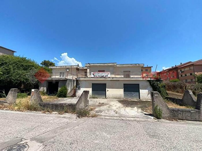 Casa con 5 locali in vendita in Via Felci, Pignataro Interamna