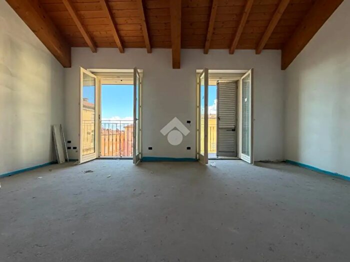 Appartamento trilocale in vendita in Via Guglielmo Marconi, Stradella