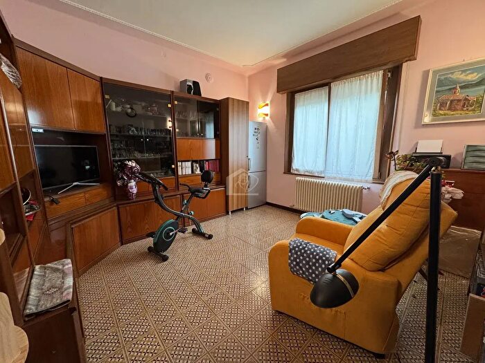Casa quadrilocale in vendita in Suzzara