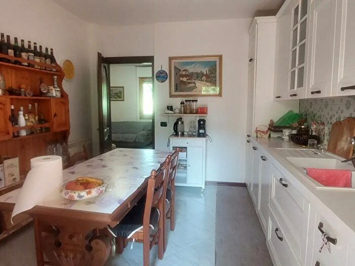 Appartamento con 5 locali in vendita in Pontassieve
