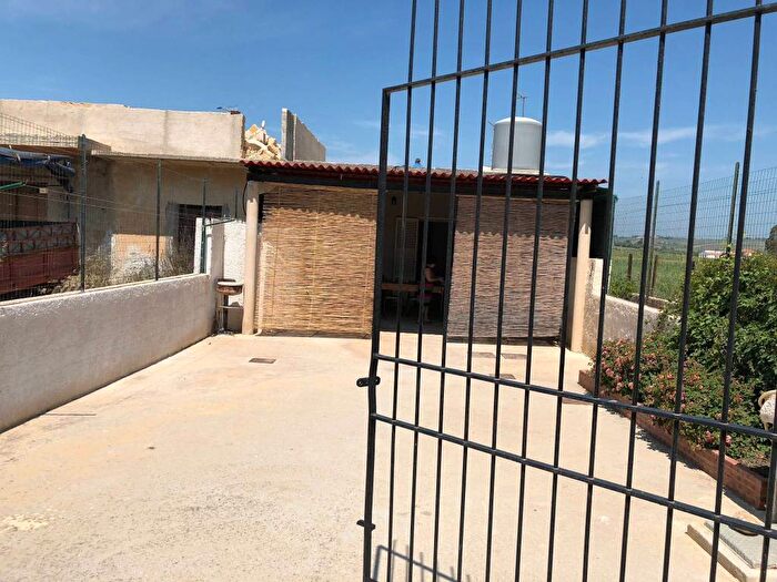 Casa trilocale in affitto in Contrada Fiori, Menfi