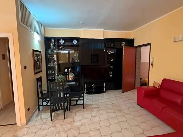Appartamento trilocale in vendita in Via Adda, Siracusa