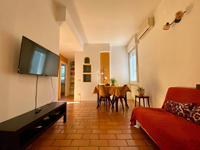 Appartamento monolocale in affitto in Via Tolmino, Saffi, Bologna