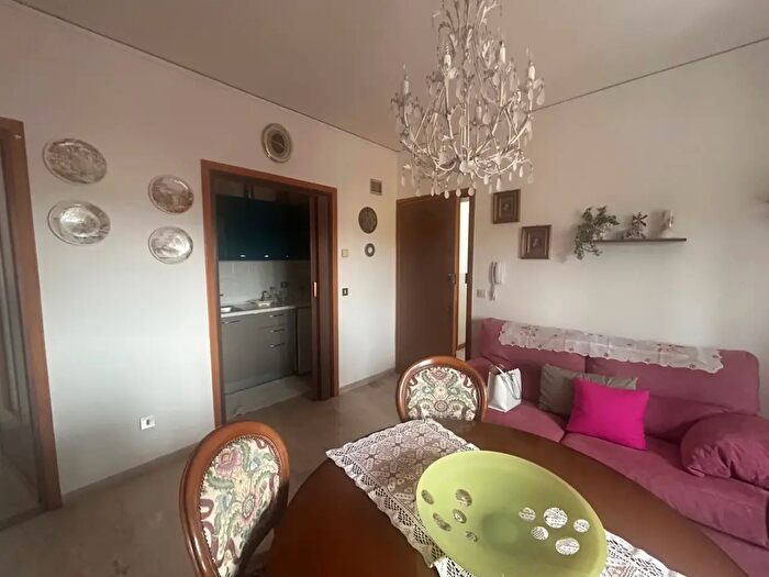 Appartamento trilocale in affitto in Bottrighe Via Giuseppe Verdi, Adria