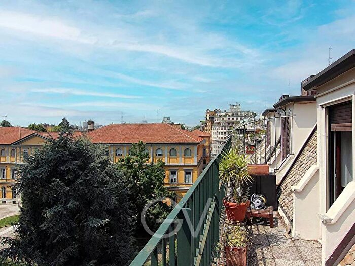 Appartamento bilocale in affitto in Via Gioacchino Rossini, Palestro, Milano