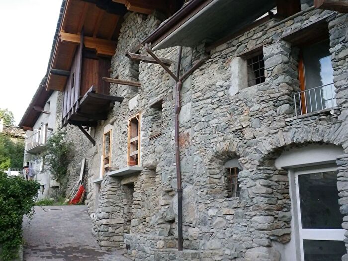 Case in Vendita e in Affitto - 3