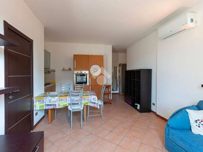 Appartamento bilocale in affitto in Via Claudio Achillini, Niguarda, Milano