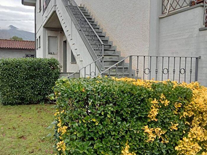 Appartamento con 5 locali in affitto in Via Marina, Debbia Cervaiolo, Montignoso