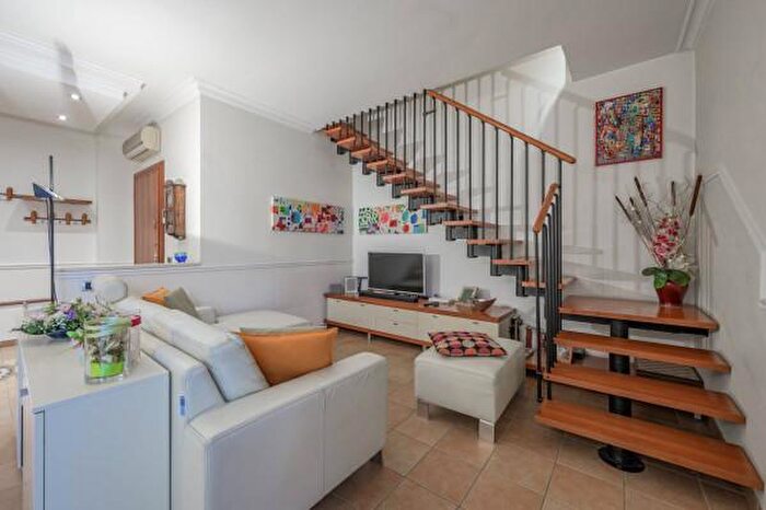 Appartamento con 5 locali in vendita in Via Tiziano Vecellio, Carpi