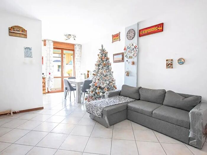 Appartamento quadrilocale in vendita in Via S Gregorio, Sassuolo