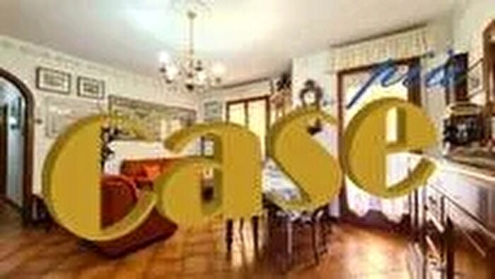 Appartamento con 7 locali in vendita in Forte Dei Marmi