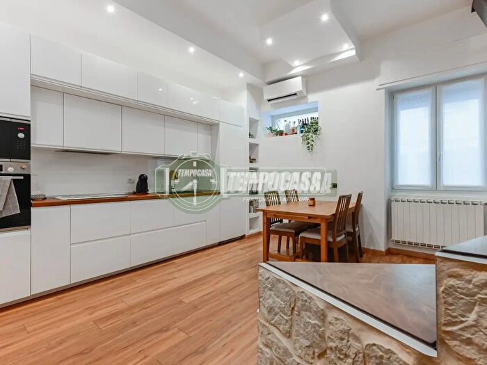Appartamento bilocale in vendita in Via Guglielmo Marconi, Roncello