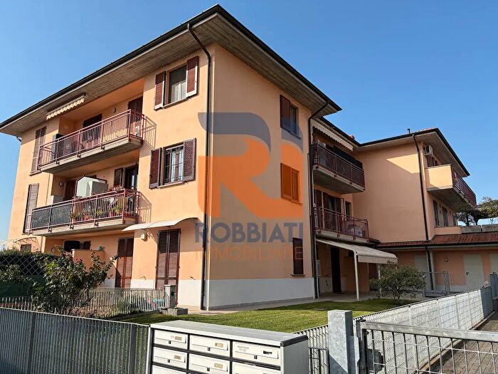 Appartamento trilocale in vendita in Via Torre dei Cani g, San Martino Siccomario