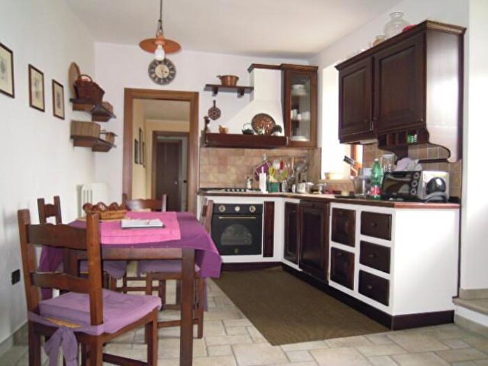 Casa con 7 locali in vendita in Cigognola