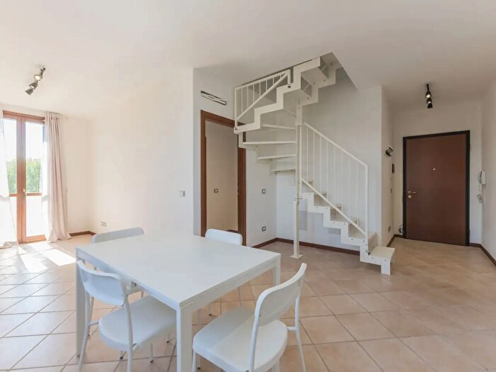 Appartamento trilocale in vendita in Via Bassani Snc, Poggio Renatico