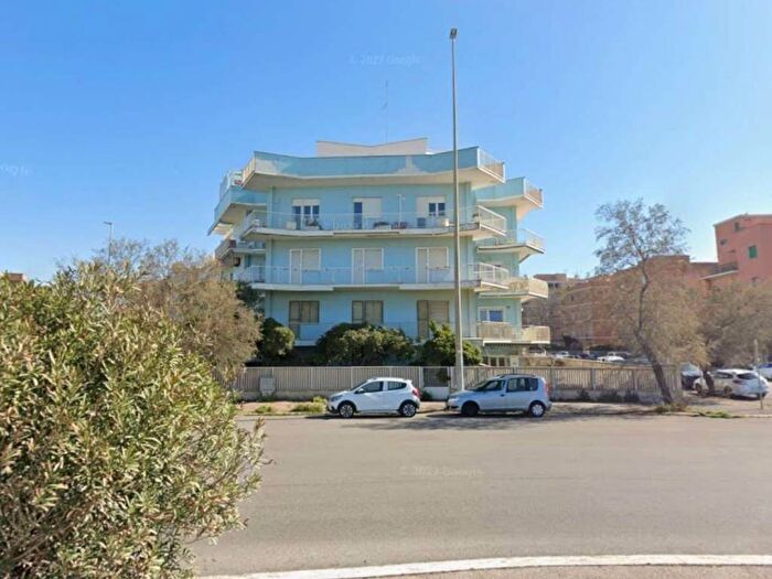 Appartamento quadrilocale in affitto in via della Tolda, Ostia Levante, Roma