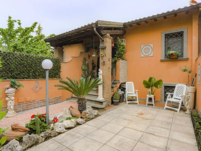 Casa trilocale in vendita in Via Ernesto Boezi, Roma