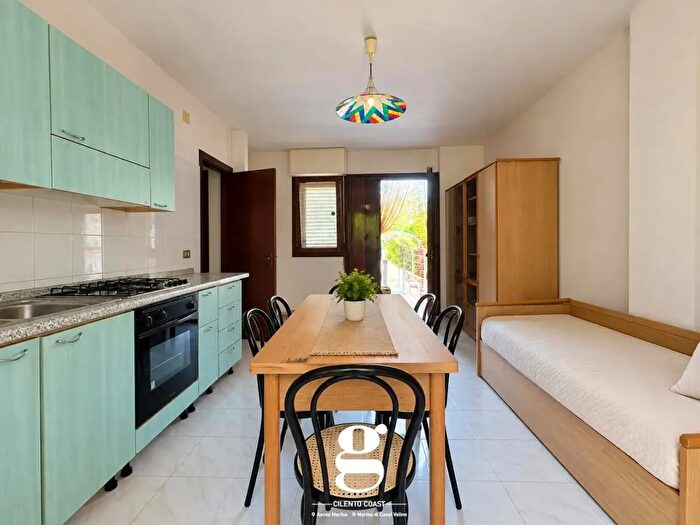Casa in vendita in Via delle Sirene, Casal Velino