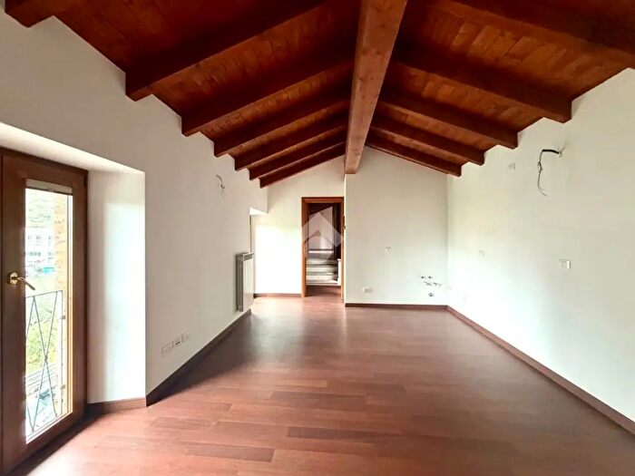 Appartamento bilocale in vendita in Via Sangervasio Gerolamo, Concesio